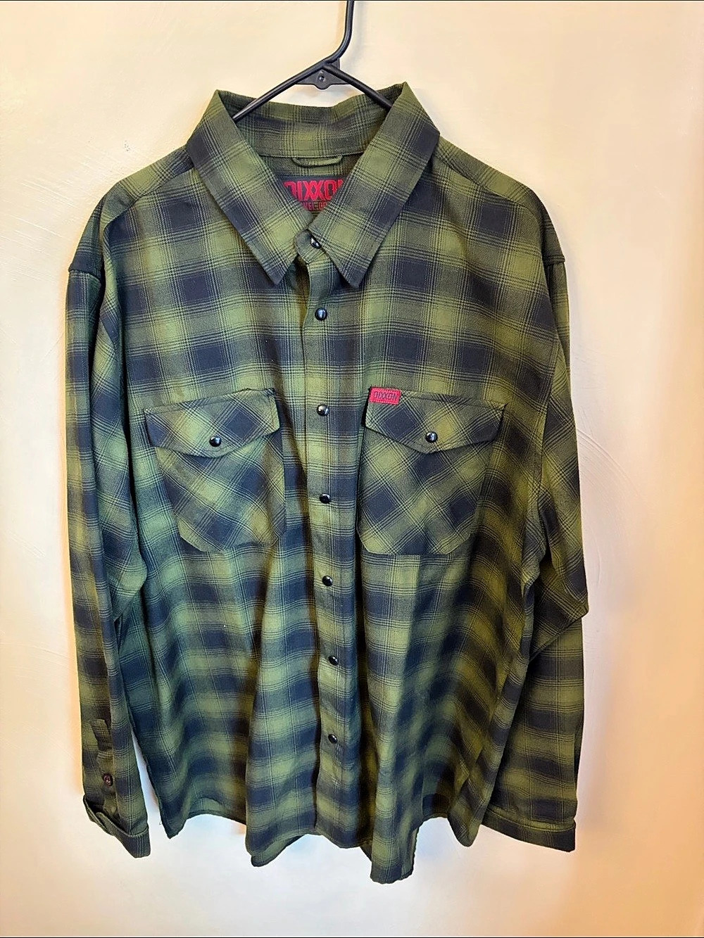 Dixxon Flannel Company Plaid Flannel Shirt Green & Black - the lone wolf